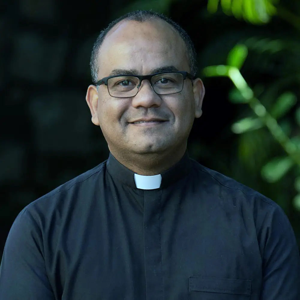 Pe. Sandro Magalhães